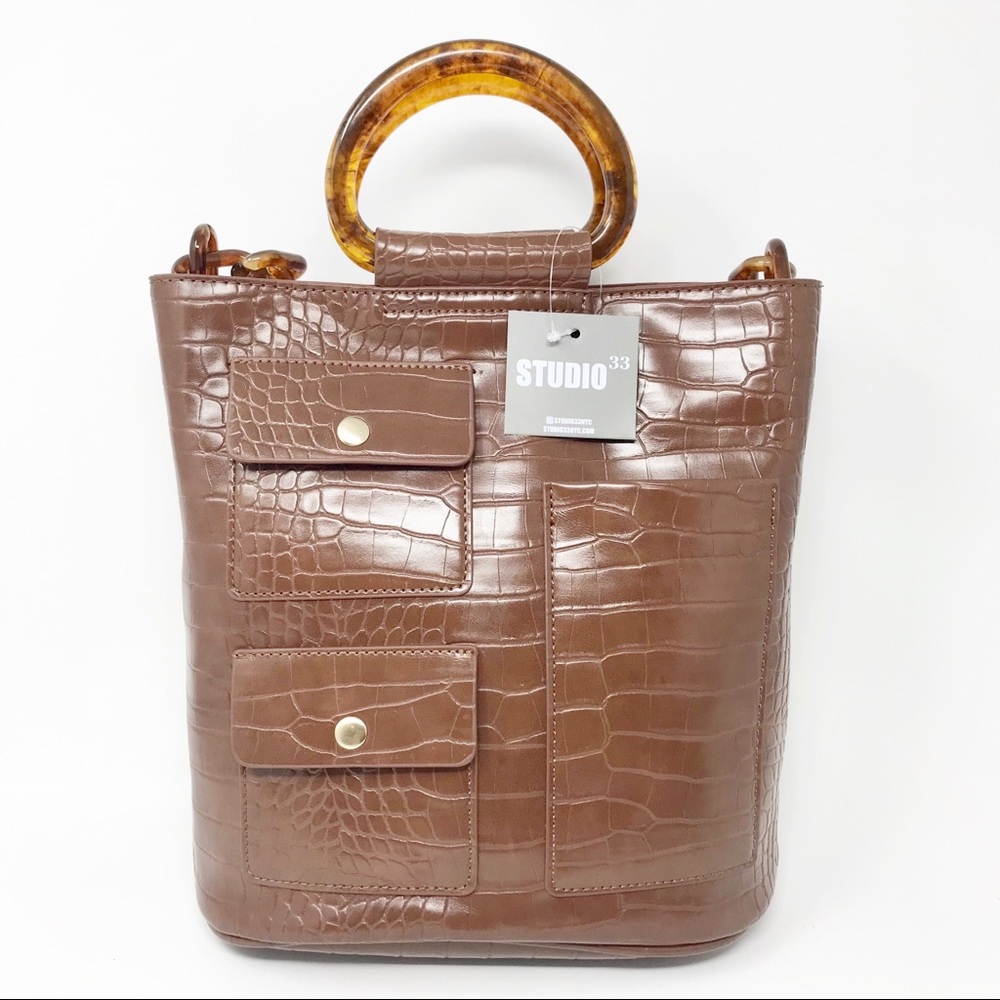 Studio 33 Looking Snatched Bucket Bag Brown